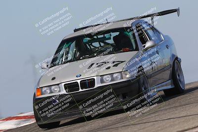 media/Oct-26-2025-CalClub SCCA (Sun) [[8ce1e69566]]/Group 4/Grapevine/